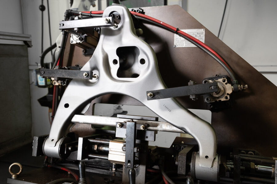 Guaranteeing auto parts capacity and consistency of supply for OEM automotive brands