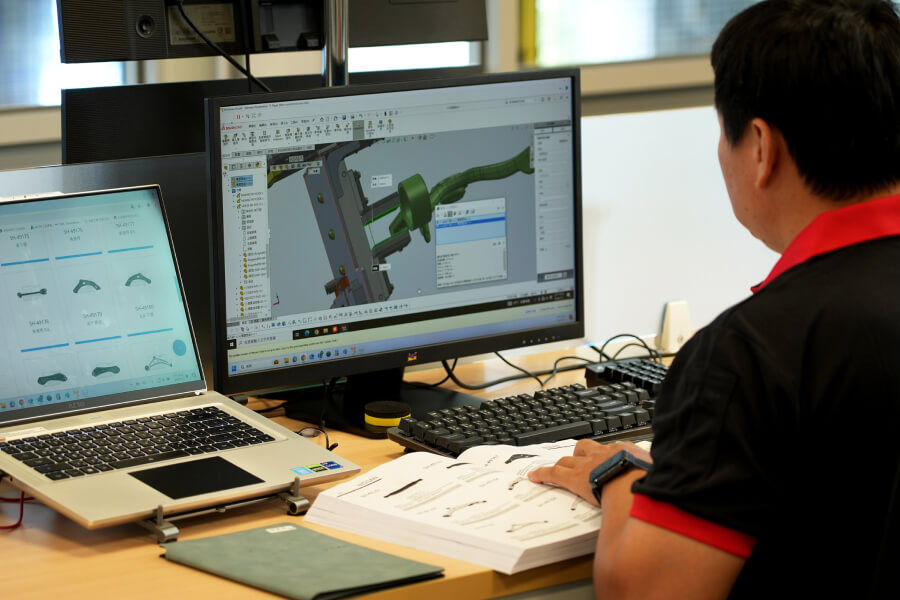 Machined car suspension parts are easy to modify and prototype