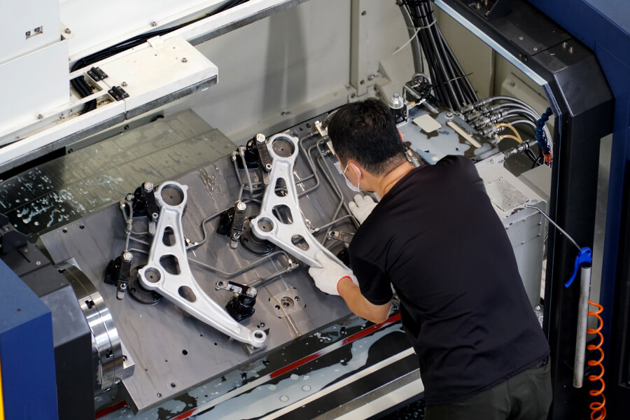 How do car suspension part manufacturing methods compare?