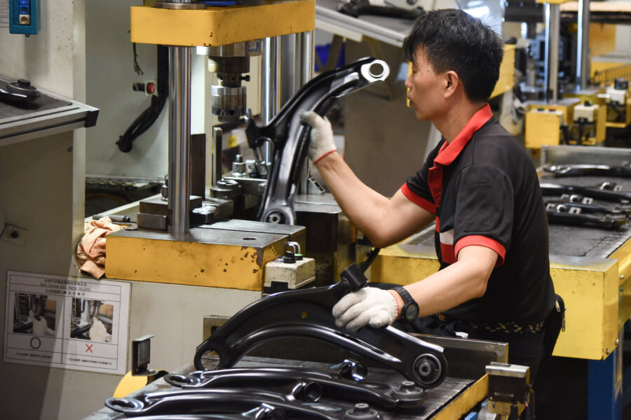 SH Auto Parts applies IATF quality standards to control arm bushings 