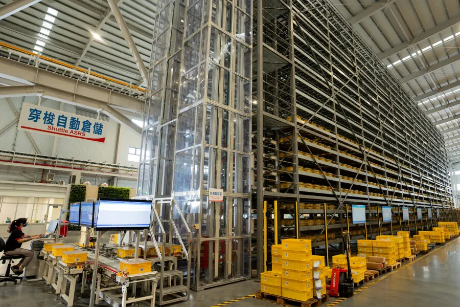 What makes an auto parts manufacturing factory ‘Smart’?
